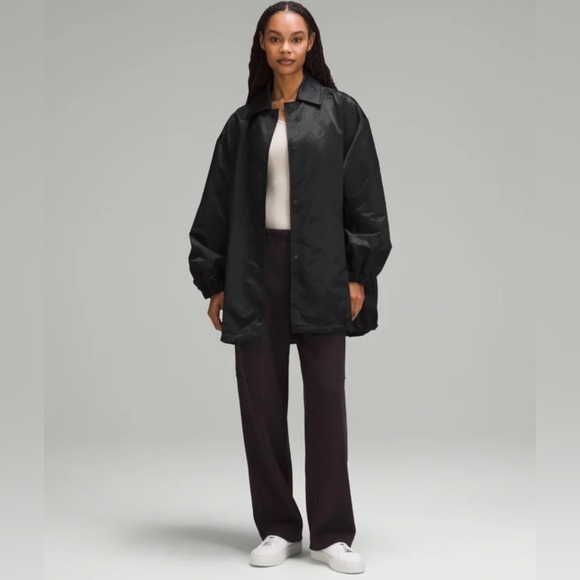 lululemon athletica Jackets & Blazers - Lululemon Lightweight Oversized-Fit Coaches Jacket in Black